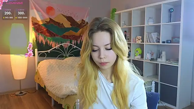 Wendy Cutie online show from September 12, 5:02 pm