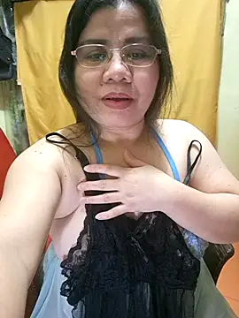 hotlyn45 online show from October 30, 1:23 pm