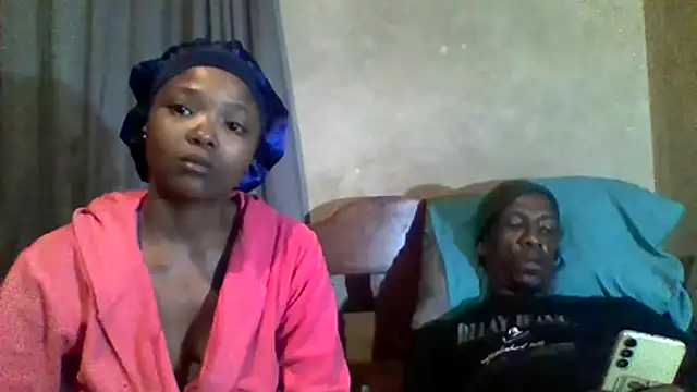 longdickson12345 online show from April 16, 11:29 pm