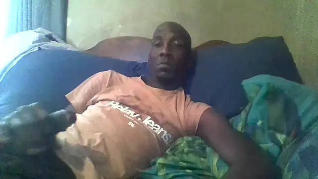 Snapshot of longdickson12345 chatting on May 10, 11:04 am longdickson12345 online show from May 10, 11:04 am