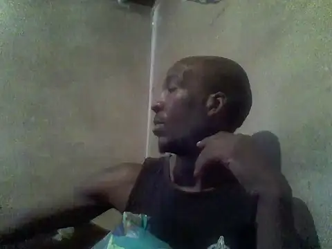 Snapshot of longdickson12345 chatting on May 17, 6:11 am longdickson12345 online show from May 17, 6:11 am