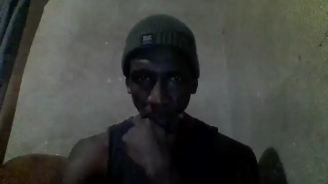 Snapshot of longdickson12345 chatting on May 29, 5:05 am longdickson12345 online show from May 29, 5:05 am