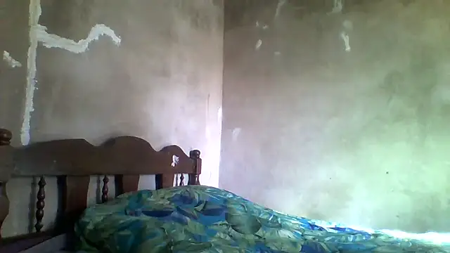 Snapshot of longdickson12345 chatting on June 5, 6:52 am longdickson12345 online show from June 5, 6:52 am