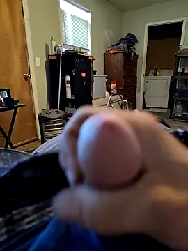 Snapshot of Wolfyking95 chatting on November 2, 8:11 pm Wolfyking95 online show from November 2, 8:11 pm