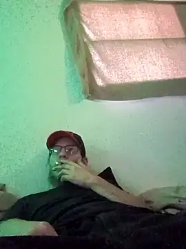 Poundtown1226 online show from February 24, 9:24 pm