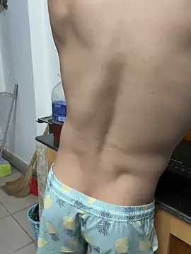 anhkiet huang online show from December 2, 2:56 pm