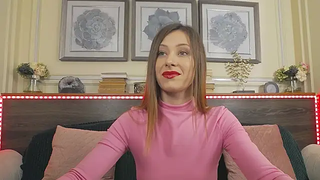 MuseDollX online show from February 5, 7:40 pm