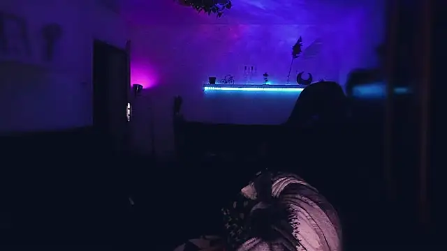 MistressJolie online show from November 6, 7:15 pm