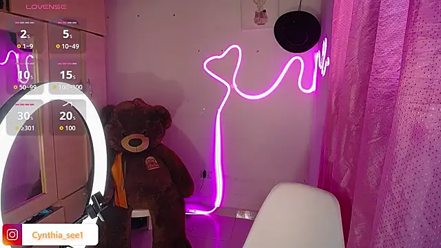 Snapshot of Cynthia_s chatting on October 2, 3:41 pm Cynthia s online show from October 2, 3:41 pm