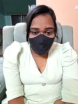 Snapshot of sujuta chatting on June 6, 8:24 pm sujuta online show from June 6, 8:24 pm