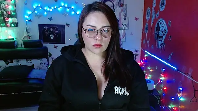 Snapshot of carol_20 chatting on February 19, 4:12 am carol 20 online show from February 19, 4:12 am