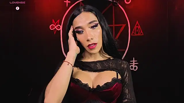 Snapshot of Victoriavampire666 chatting on May 5, 1:57 am Victoriavampire666 online show from May 5, 1:57 am