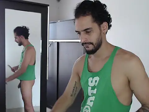 Snapshot of mochakkdj chatting on January 15, 1:37 pm mochakkdj online show from January 15, 1:37 pm