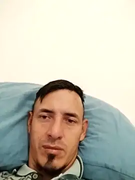 Snapshot of JuanD_vero chatting on November 27, 8:49 am JuanD vero online show from November 27, 8:49 am