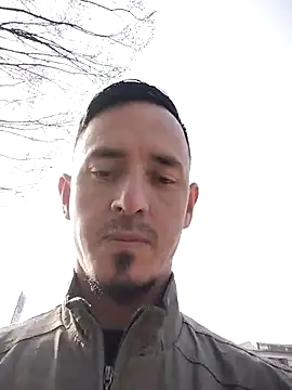 Snapshot of JuanD_vero chatting on March 7, 1:08 pm JuanD vero online show from March 7, 1:08 pm