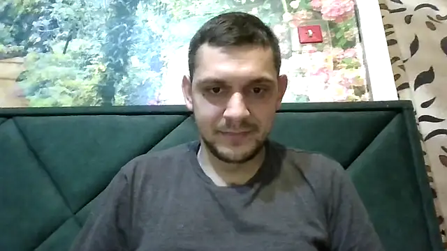Snapshot of BogdanNegoda chatting on May 14, 8:48 pm BogdanNegoda online show from May 14, 8:48 pm