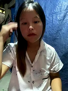 Snapshot of O_o_UwU_o_O chatting on September 14, 3:38 am O o UwU o O online show from September 14, 3:38 am