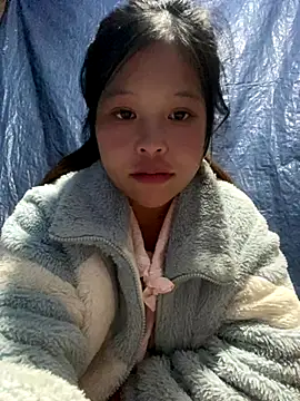 O o UwU o O online show from November 24, 10:04 am