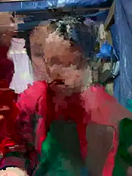 O o UwU o O online show from February 5, 6:18 am