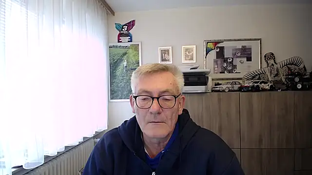 Snapshot of randyandy67 chatting on November 20, 1:11 pm randyandy67 online show from November 20, 1:11 pm