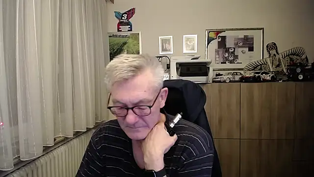 Snapshot of randyandy67 chatting on November 23, 10:20 pm randyandy67 online show from November 23, 10:20 pm