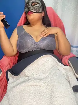 Luci Sweet22 online show from November 18, 2:39 am