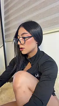Tessa  Winslow online show from April 8, 5:07 am