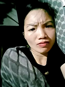 Snapshot of ngan-cute chatting on May 5, 12:29 am ngan-cute online show from May 5, 12:29 am