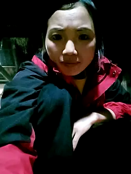 Snapshot of ngan-cute chatting on May 9, 5:23 am ngan-cute online show from May 9, 5:23 am