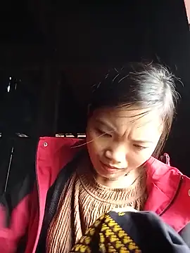 Snapshot of ngan-cute chatting on June 14, 2:09 am ngan-cute online show from June 14, 2:09 am