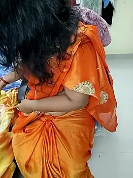 Snapshot of tamilmaha12 chatting on October 22, 6:51 pm tamilmaha12 online show from October 22, 6:51 pm