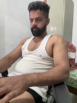 Vineeth3906 online show from April 10, 6:01 pm