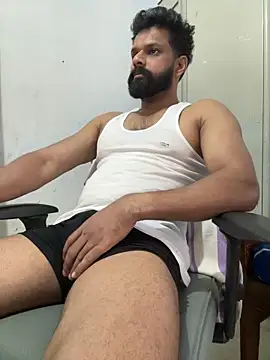 Snapshot of Vineeth3906 chatting on May 24, 7:02 am Vineeth3906 online show from May 24, 7:02 am