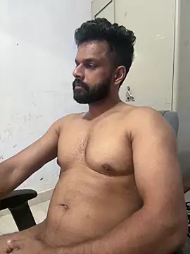 Snapshot of Vineeth3906 chatting on June 28, 6:25 pm Vineeth3906 online show from June 28, 6:25 pm