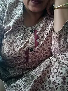 Snapshot of angel_ridhi chatting on November 29, 4:48 am angel ridhi online show from November 29, 4:48 am