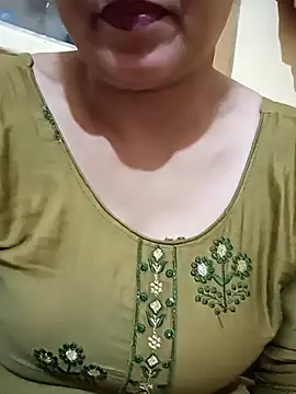 Snapshot of angel_ridhi chatting on February 21, 2:34 am angel ridhi online show from February 21, 2:34 am