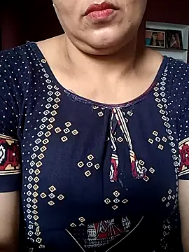 Snapshot of angel_ridhi chatting on July 14, 1:52 am angel ridhi online show from July 14, 1:52 am