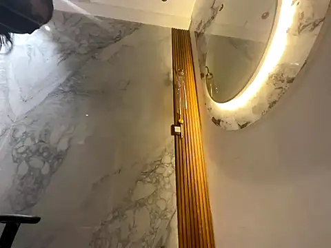 Snapshot of sexydaizy chatting on September 19, 6:37 am sexydaizy online show from September 19, 6:37 am