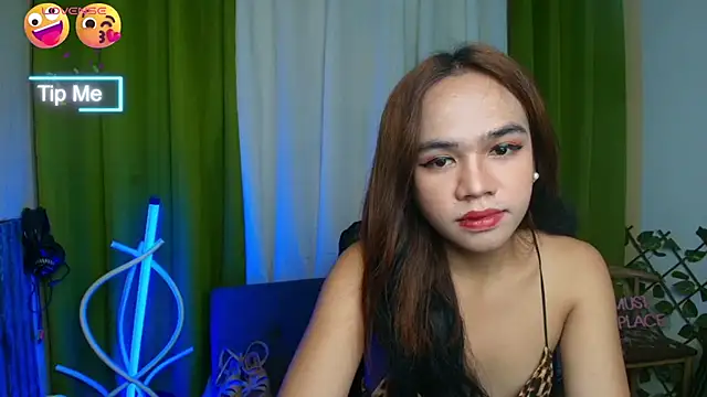 Snapshot of princess_vanner chatting on April 7, 1:17 am princess vanner online show from April 7, 1:17 am