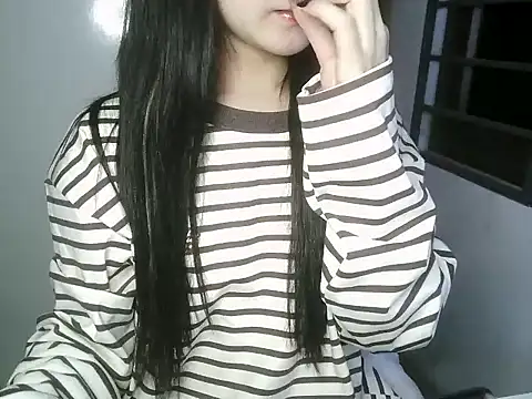 Snapshot of Annabelle-e chatting on January 10, 5:58 pm Annabelle-e online show from January 10, 5:58 pm