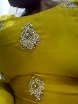 Snapshot of Rakhi_sawant143 chatting on September 28, 2:55 pm Rakhi sawant143 online show from September 28, 2:55 pm