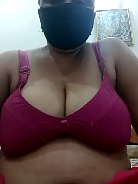 Snapshot of Rakhi_sawant143 chatting on October 31, 2:56 am Rakhi sawant143 online show from October 31, 2:56 am