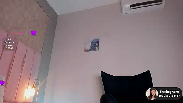 agatha jener online show from April 5, 11:40 am