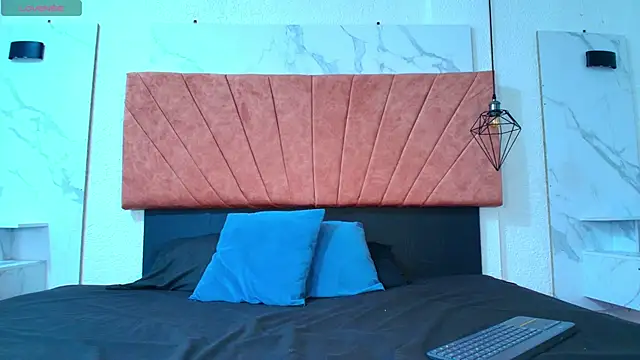 Snapshot of novaa_snow chatting on October 15, 8:09 pm novaa snow online show from October 15, 8:09 pm