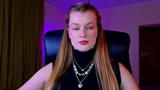 Snapshot of MysticVenus_ chatting on February 6, 3:48 pm MysticVenus online show from February 6, 3:48 pm