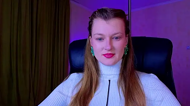 Snapshot of MysticVenus_ chatting on February 9, 4:00 pm MysticVenus online show from February 9, 4:00 pm