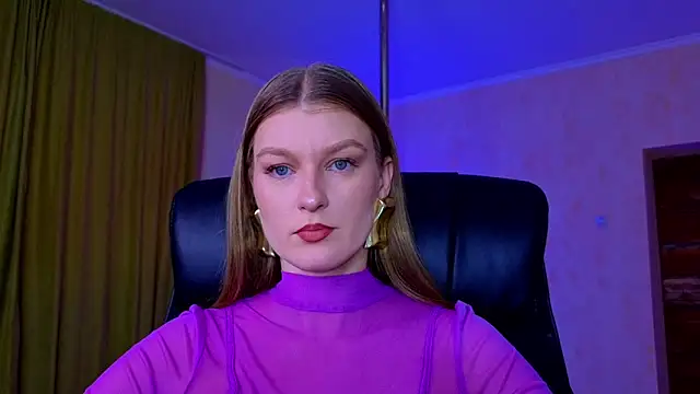 Snapshot of MysticVenus_ chatting on February 16, 3:19 pm MysticVenus online show from February 16, 3:19 pm