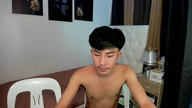 xxxhugecocktwinkxxx online show from November 27, 4:20 pm