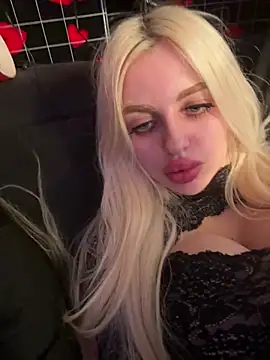 Snapshot of Steffi_Snowbunny chatting on April 27, 8:18 pm Steffi Snowbunny online show from April 27, 8:18 pm