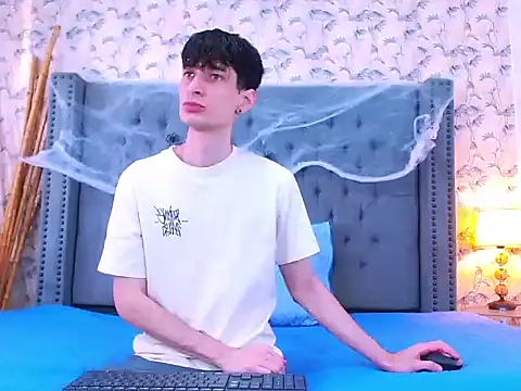 Luke Carter online show from October 28, 1:03 pm